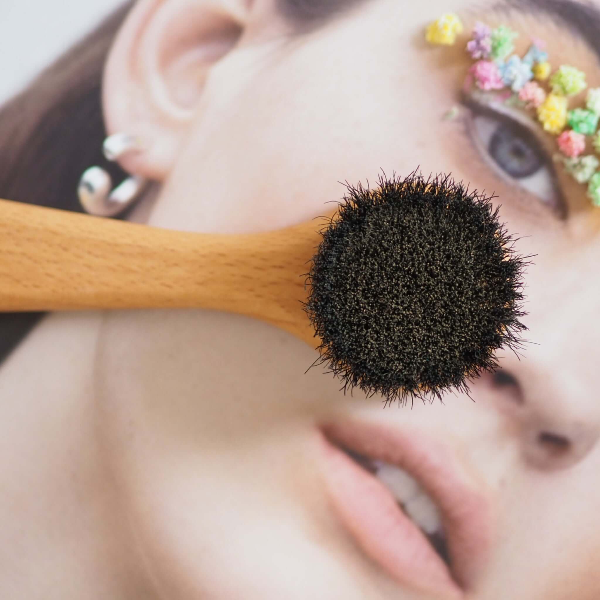 Holistic Beauty Tørbørste til ansigtet | Holistic Beauty